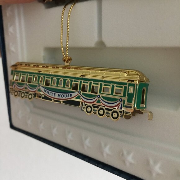 2014 White House Historical Association Christmas Ornament Train NEW! - Picture 7 of 13